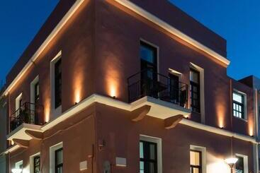Intra Muros Hostel