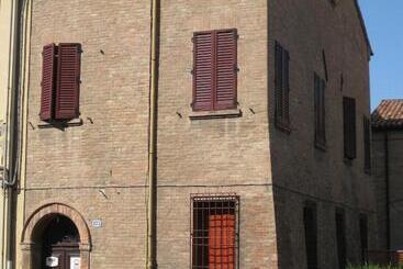 Low Cost Ferrara