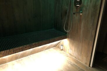 پانسیون La Rocca Guest House & Spa