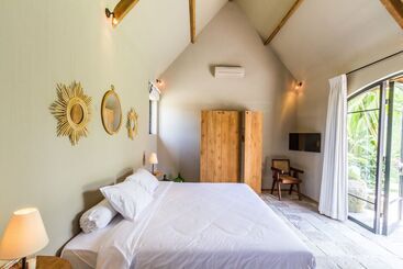Villa Nehal   Luxury 5br Villa With 20m Pool