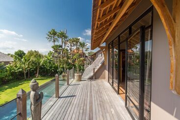 Villa Nehal   Luxury 5br Villa With 20m Pool