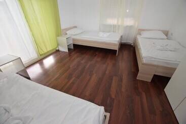 Ab Apartments Apartments Johann Sebastian Bach Strasse