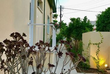 Avgi's Home