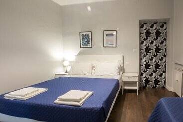 تختخواب و صبحانه Maribea Rome Center