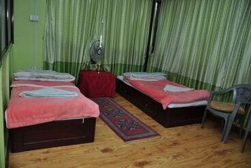 تختخواب و صبحانه Nagarjun Homestay Pvt . Ltd