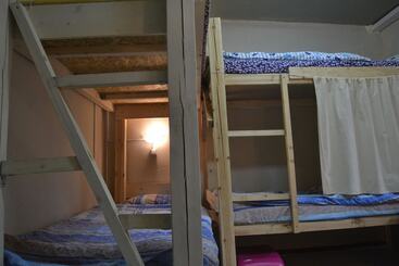 Horizontal   Hostel