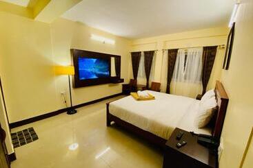هتل Aakash Rooms And Cottages