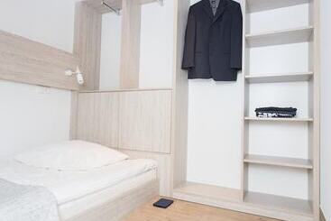 هتل Hostel Kampus