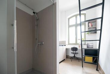 هتل Hostel Kampus