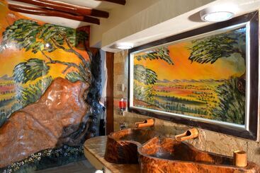 هتل Shimba Green Lodge