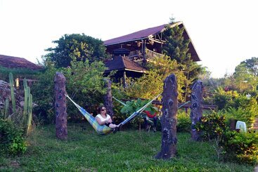 هتل Shimba Green Lodge