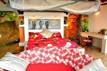هتل Shimba Green Lodge
