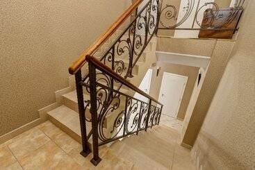 هتل Tiara Domodedovo Guest House