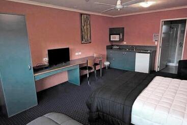 مُتل Bay City Motor Lodge