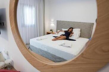 Natura Luxury Boutique Hotel Skopelos