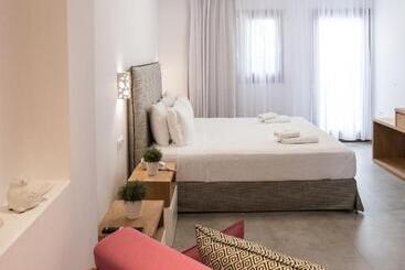 Natura Luxury Boutique Hotel Skopelos
