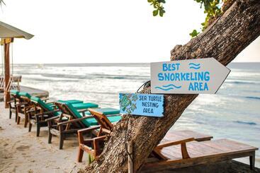 پانسیون Salim Beach Resort