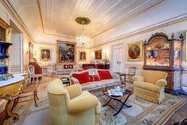 تختخواب و صبحانه Casa De Santiago