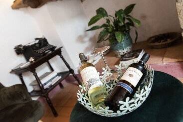 تختخواب و صبحانه Casale 1541
