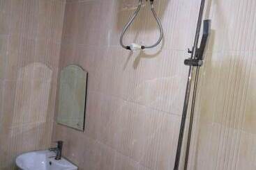 Dabotov Hotel And Suites