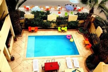 هتل Auberge Etoile Mirleft