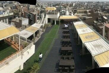 هتل Bahia Heights