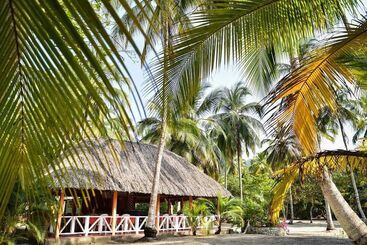 هتل Playa Mareygua Hostal