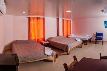 La Cascada   Hostel