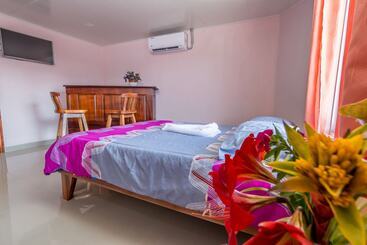 La Cascada   Hostel