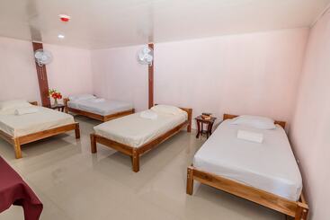 La Cascada   Hostel