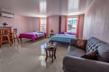 La Cascada   Hostel