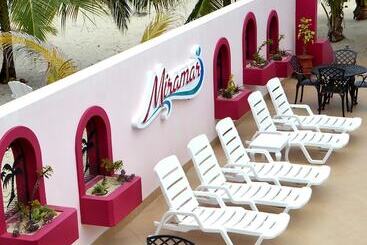 Miramar Apartments