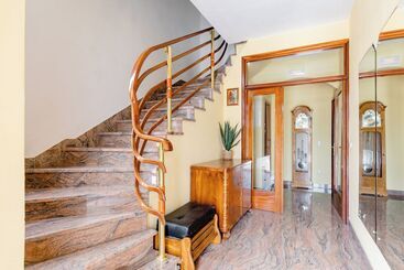 پانسیون Apartments Mara