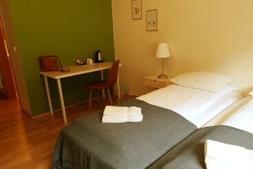 پانسیون Hengifoss Guesthouse