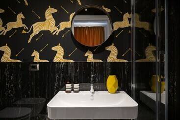 پانسیون Zebra Naviglio