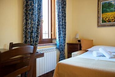 اقامتگاه Massa Alta B&b E Appartamenti