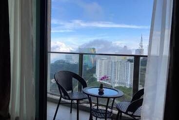 Sky D'mont Suites