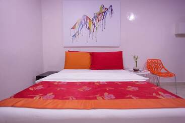 Halfway House Hostel Mactan Cebu Airport