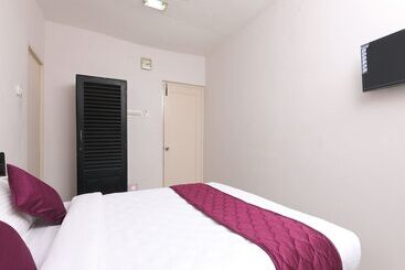 هتل Krishna Park Guest House