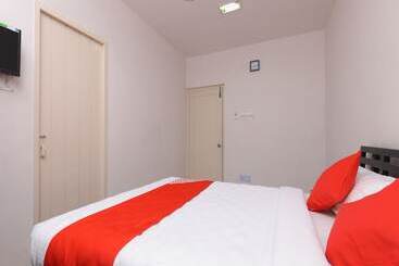 هتل Krishna Park Guest House