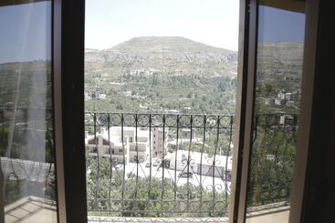 The Lodge Inn - Faraaya