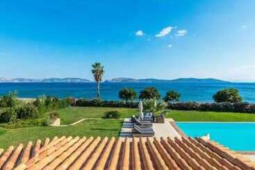 پانسیون Therme Sea Luxury Lodge