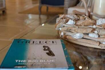 پانسیون Therme Sea Luxury Lodge