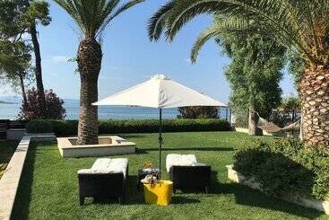 Samaya Beach House