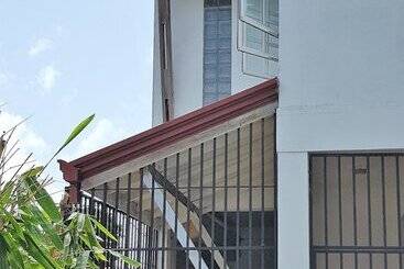 Yoyo Hostel Negombo
