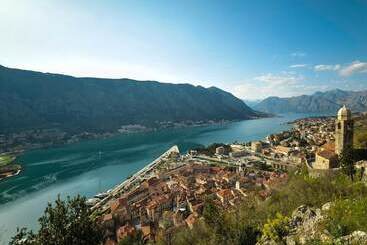 Almare Apartments  Budva