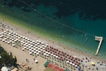 Almare Apartments  Budva