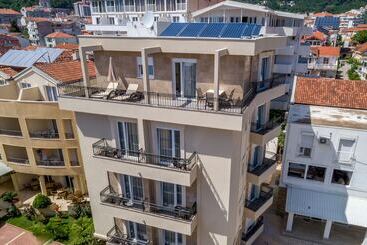 Almare Apartments  Budva