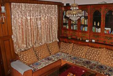 تختخواب و صبحانه Sherpa Home
