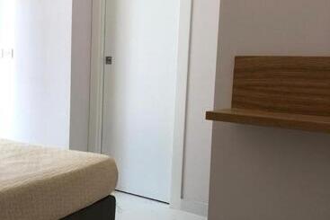هتل Milazzo Inn Aimori